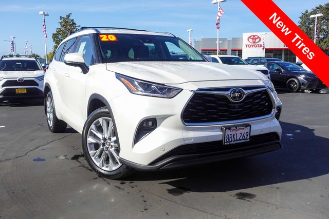 used 2020 Toyota Highlander car, priced at $32,000