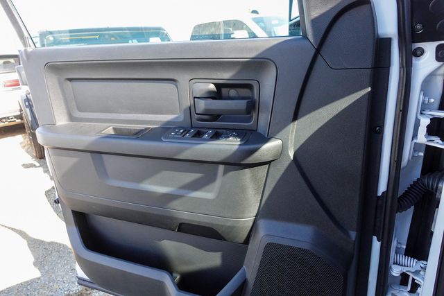 new 2025 Ram 2500 car, priced at $60,365
