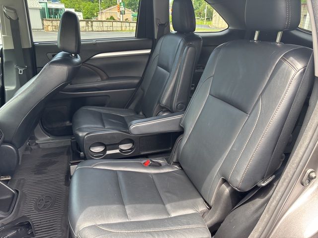 used 2018 Toyota Highlander car, priced at $16,999