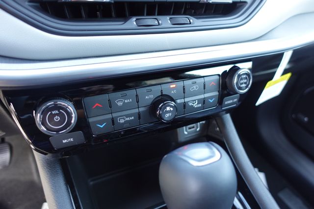 new 2025 Jeep Compass car, priced at $37,785
