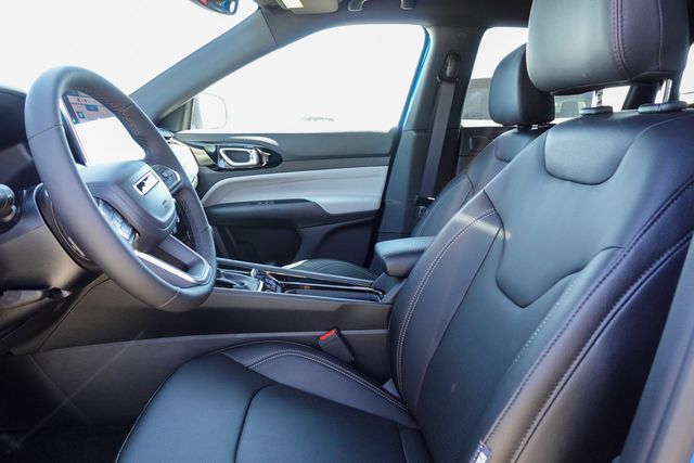 new 2025 Jeep Compass car, priced at $37,785