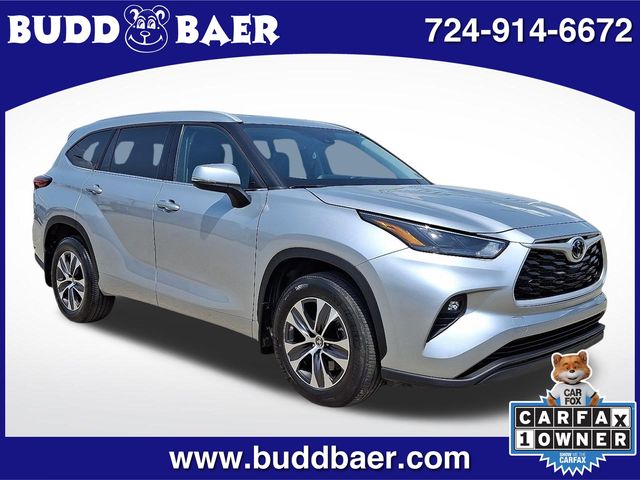 used 2022 Toyota Highlander car, priced at $38,831