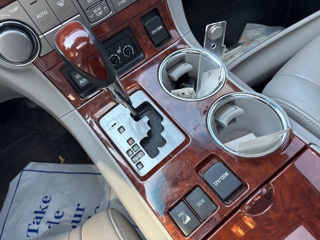 used 2013 Toyota Highlander car, priced at $14,489