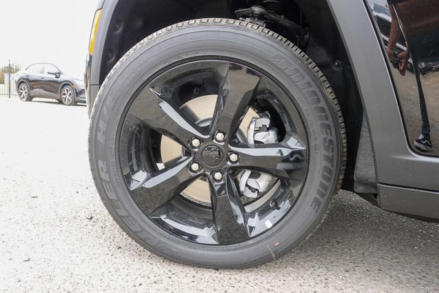 new 2025 Jeep Grand Cherokee L car, priced at $40,870