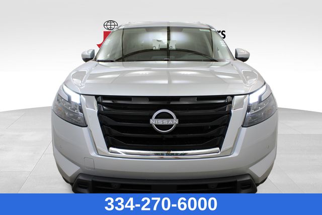 new 2025 Nissan Pathfinder car, priced at $47,500