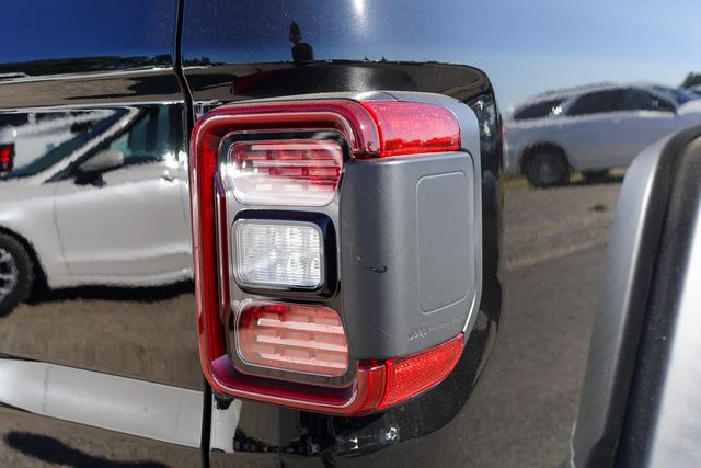 new 2025 Jeep Gladiator car, priced at $49,610