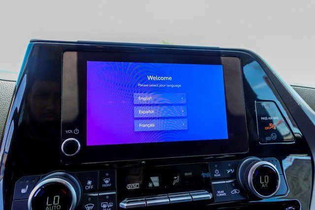 used 2023 Toyota Highlander car, priced at $33,599