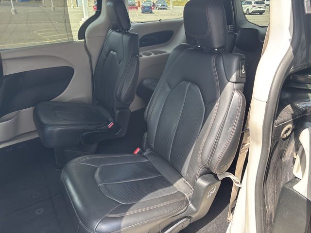 used 2018 Chrysler Pacifica car, priced at $15,199