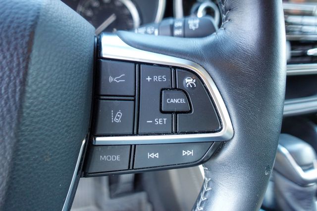 used 2020 Toyota Highlander car, priced at $32,000