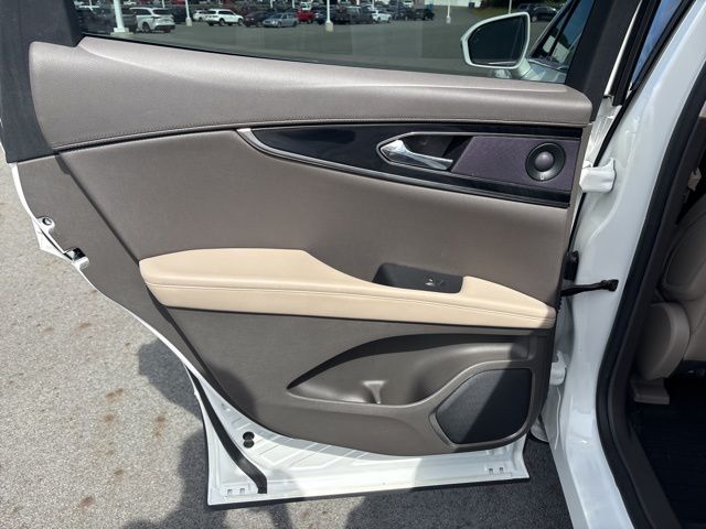 used 2022 Lincoln Nautilus car, priced at $36,999