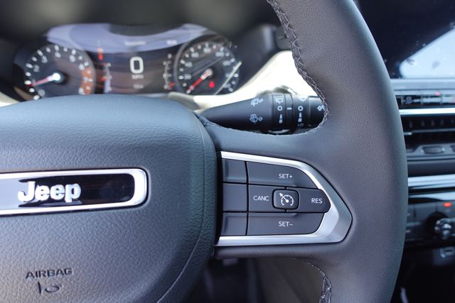 new 2025 Jeep Compass car, priced at $28,255