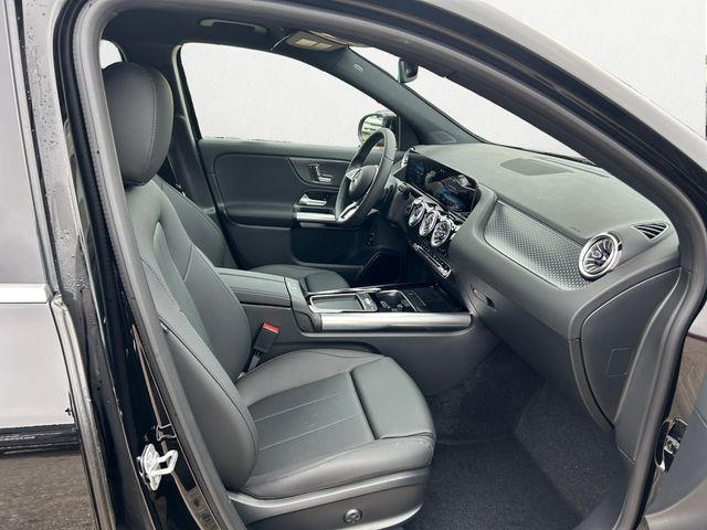 new 2025 Mercedes-Benz GLA car, priced at $45,660