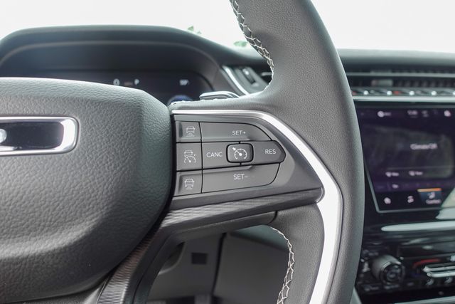 new 2025 Jeep Grand Cherokee car, priced at $34,125