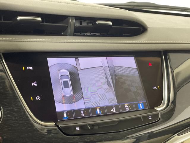 used 2023 Cadillac XT6 car, priced at $39,000