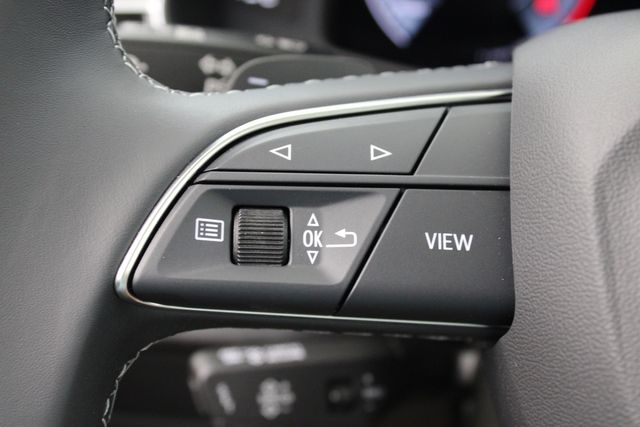 new 2025 Audi Q7 car, priced at $70,850