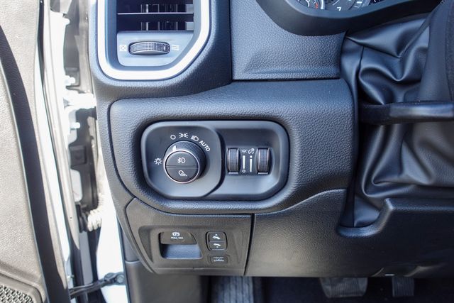 new 2025 Ram 1500 car, priced at $58,070