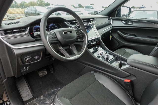new 2025 Jeep Grand Cherokee L car, priced at $40,870