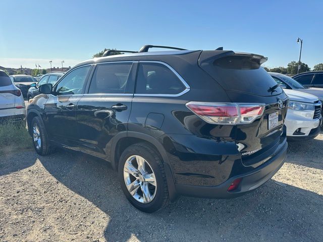 used 2015 Toyota Highlander car, priced at $21,960