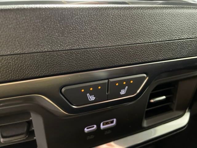 new 2024 GMC Sierra 2500HD car, priced at $80,000
