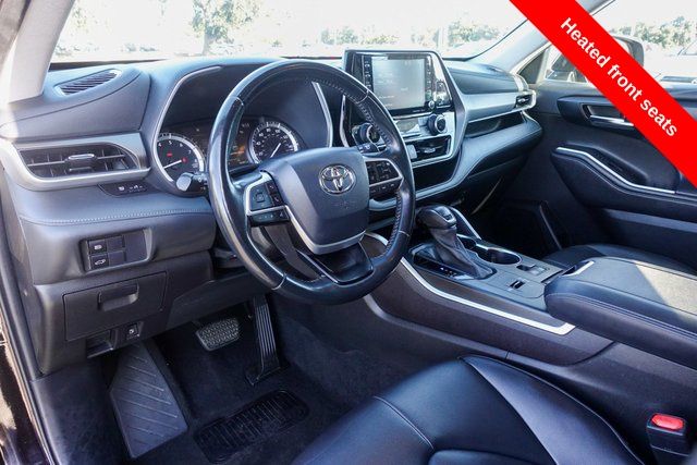 used 2022 Toyota Highlander car, priced at $33,000