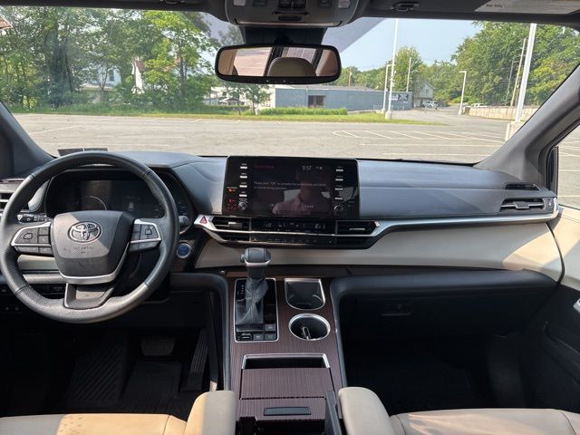used 2022 Toyota Sienna car, priced at $43,999