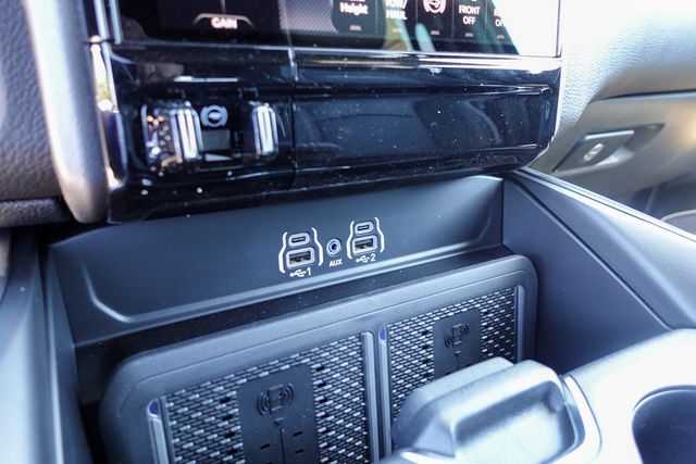 new 2025 Ram 2500 car, priced at $80,915