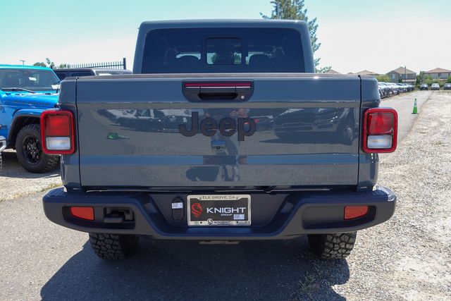 new 2025 Jeep Gladiator car, priced at $46,270