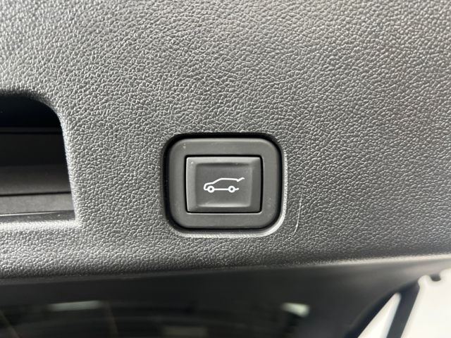 new 2025 GMC Acadia car, priced at $51,500
