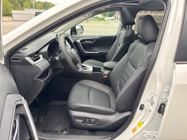 new 2025 Toyota RAV4 car, priced at $39,452