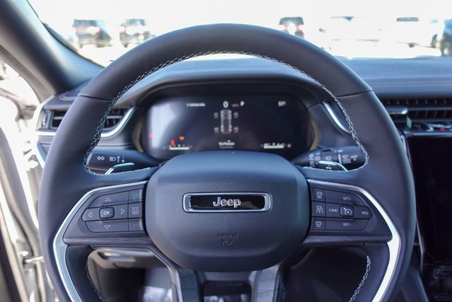 new 2025 Jeep Grand Cherokee car, priced at $44,540