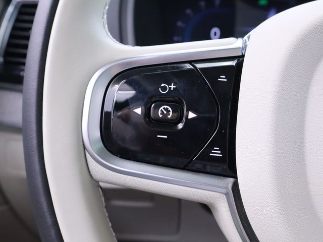 new 2025 Volvo XC90 car, priced at $63,377