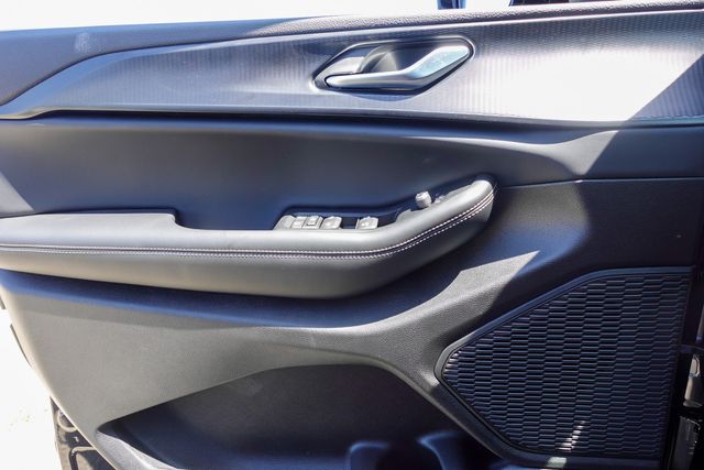 new 2025 Jeep Grand Cherokee car, priced at $41,350
