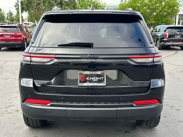 used 2023 Jeep Grand Cherokee car, priced at $32,449