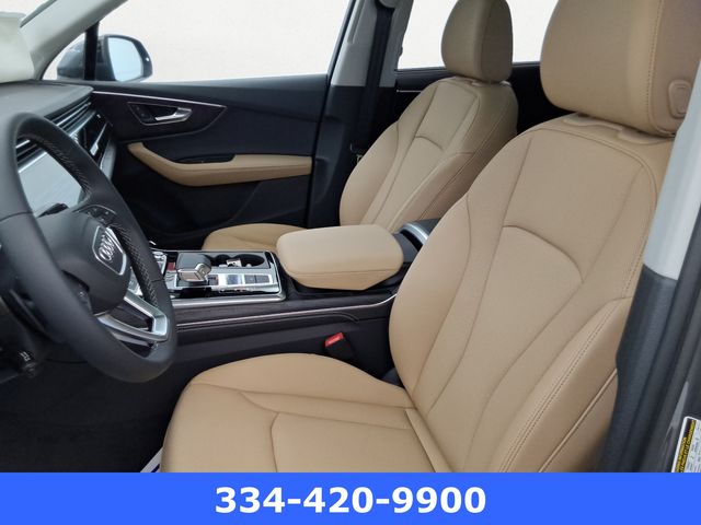 new 2025 Audi Q7 car, priced at $68,732