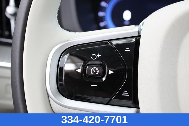 new 2025 Volvo XC60 car, priced at $55,360
