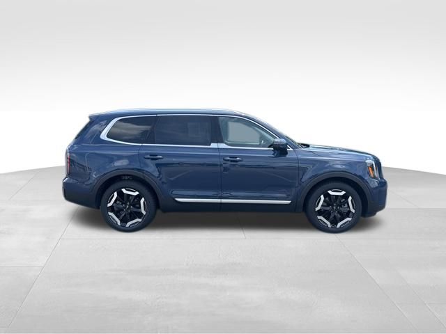 used 2023 Kia Telluride car, priced at $37,899