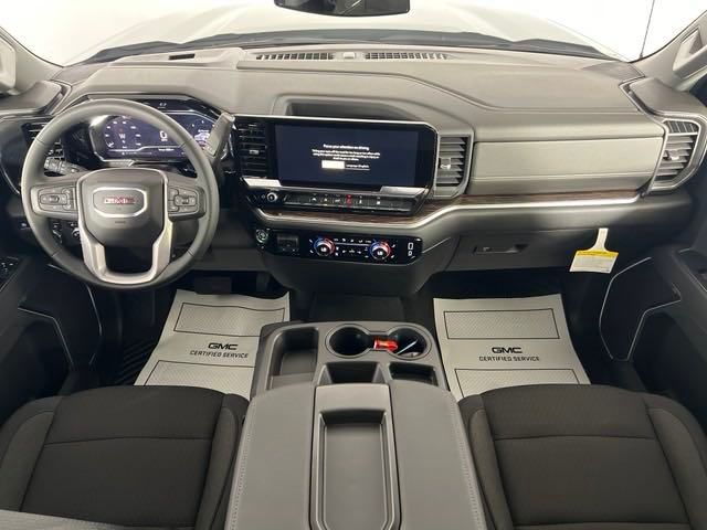 new 2024 GMC Sierra 1500 car, priced at $47,500