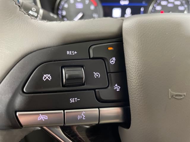 used 2023 Cadillac XT6 car, priced at $39,000