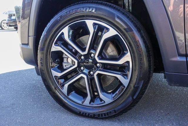 used 2023 Jeep Compass car, priced at $22,397