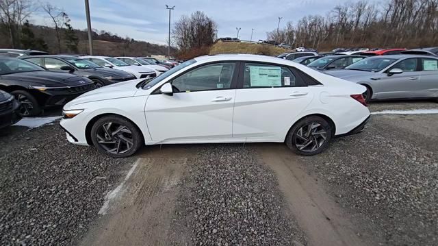 new 2025 Hyundai Elantra car, priced at $26,059