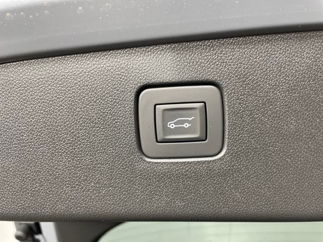 new 2025 Buick Envista car, priced at $31,000