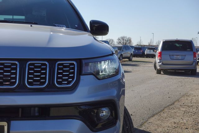 new 2025 Jeep Compass car, priced at $28,935