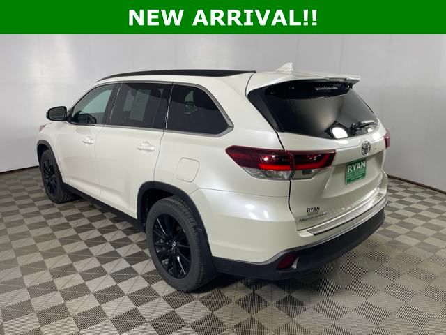 used 2019 Toyota Highlander car, priced at $27,000