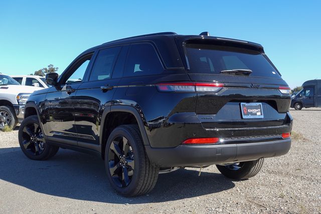 new 2025 Jeep Grand Cherokee car, priced at $41,175