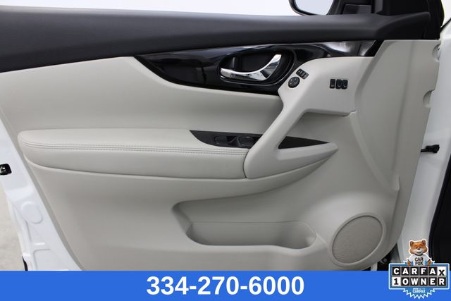 used 2022 Nissan Rogue Sport car, priced at $22,999