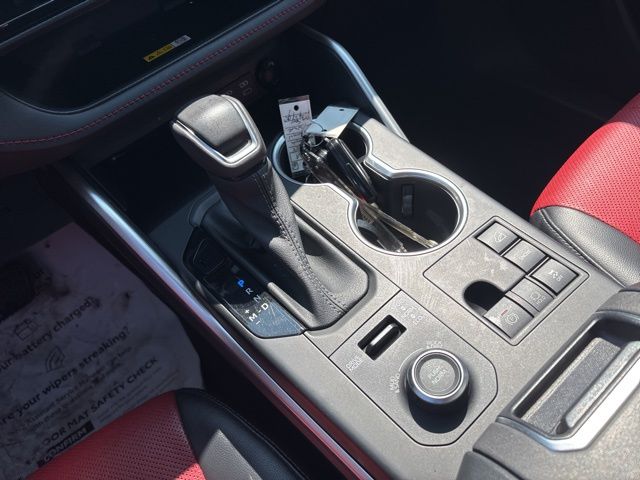 used 2023 Toyota Highlander car, priced at $42,499