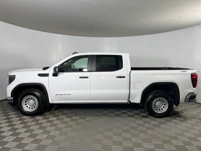 new 2024 GMC Sierra 1500 car, priced at $42,000