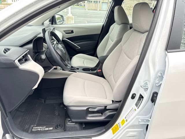 new 2025 Toyota Corolla Cross car, priced at $28,492