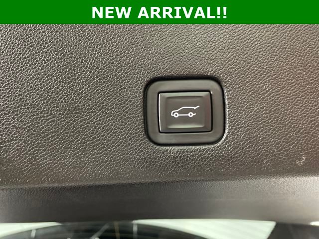 used 2024 Cadillac XT6 car, priced at $45,500