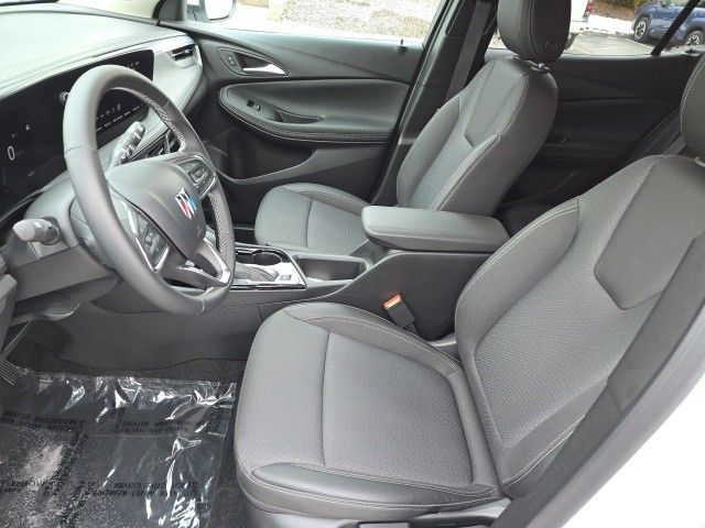 used 2024 Buick Encore GX car, priced at $25,999